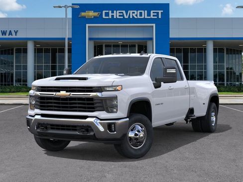 New 2026 Chevrolet Silverado 3500 LT AWD/4WD image 6