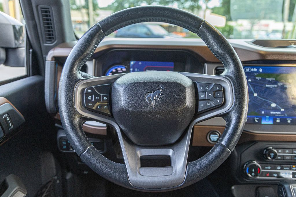 Used 2022 Ford Bronco Outer Banks AWD/4WD image 16