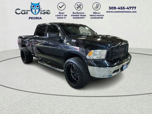 Used 2019 RAM 1500 Classic SLT image 1