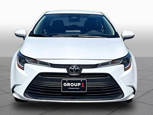 Used 2024 Toyota Corolla LE FWD image 4