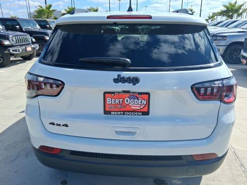 New 2026 Jeep Compass Latitude image 6