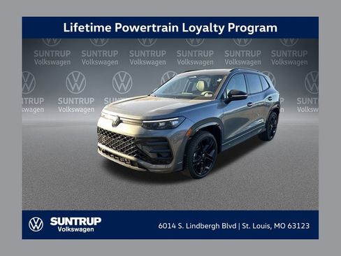 New 2026 Volkswagen Tiguan SE R-Line image 1