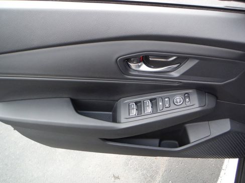 Used 2024 Honda Accord EX image 11