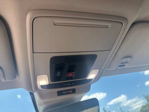Used 2023 Honda Accord EX-L image 34