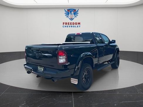 Used 2022 RAM 1500 Big Horn w/ Night Edition AWD/4WD image 6