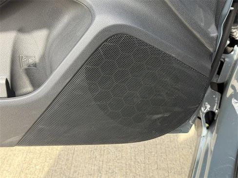 Certified 2025 Subaru Crosstrek 2.0i Premium image 16