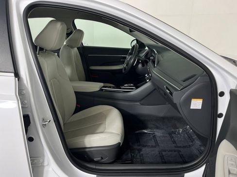 Used 2023 Hyundai Sonata SEL image 17