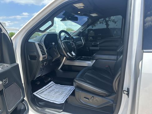 Used 2019 Ford F250 Platinum w/ Platinum Ultimate Package AWD/4WD image 11