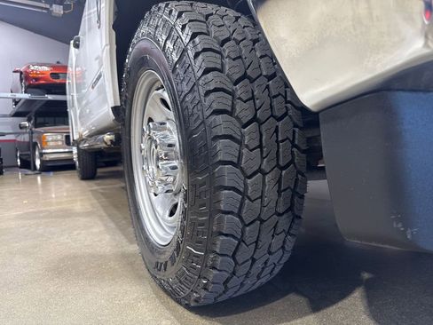Used 2017 Ford F350 XL w/ Power Equipment Group AWD/4WD image 37
