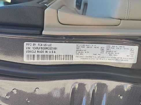 Used 2021 Jeep Grand Cherokee Limited image 40