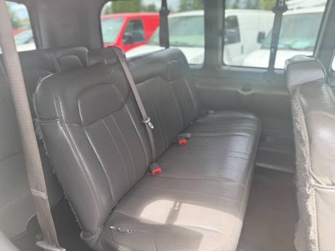 Used 2023 Chevrolet Express 3500 LS RWD image 19