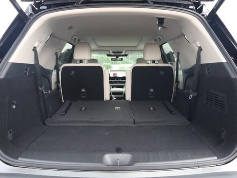 New 2026 Nissan Pathfinder SL w/ SL Premium Package AWD/4WD image 8