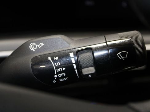 Used 2025 Kia K5 LXS FWD image 33