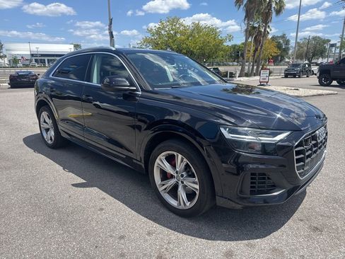 Used 2019 Audi Q8 Premium Plus w/ Premium Plus image 3