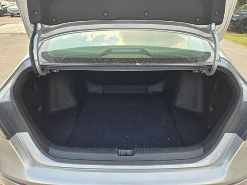 Used 2025 Honda Accord SE image 7