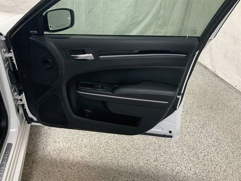 Used 2019 Chrysler 300 S w/ 300S Premium Group 2 image 22