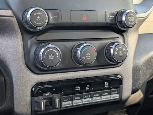 Used 2021 RAM 2500 Tradesman image 17