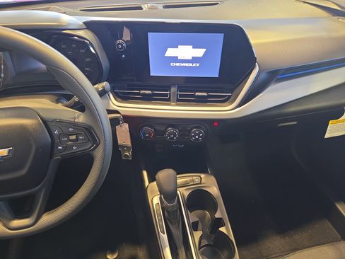 New 2026 Chevrolet Trax LS FWD image 21