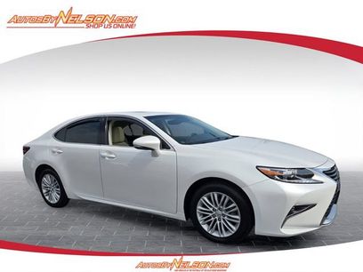 Used 2017 Lexus ES 350 w/ Accessory Package 2