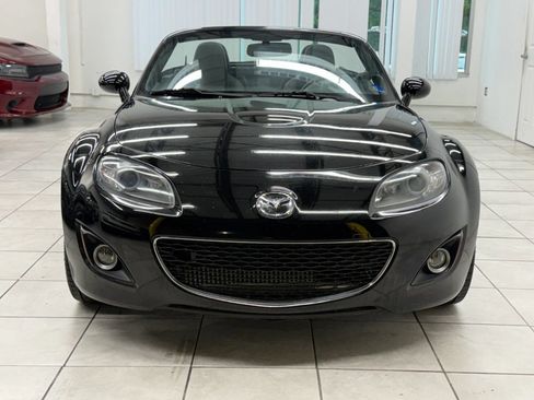 Used 2012 MAZDA MX-5 Miata Grand Touring w/ Premium Pkg RWD image 2