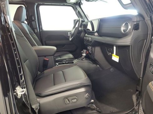 New 2025 Jeep Wrangler Sahara image 27