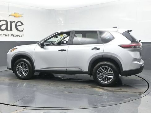 Used 2024 Nissan Rogue S AWD/4WD image 53