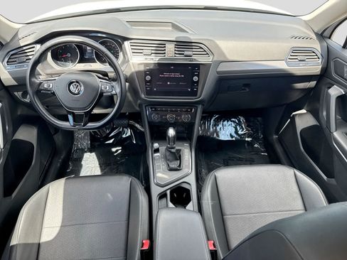 Used 2019 Volkswagen Tiguan SE FWD image 21