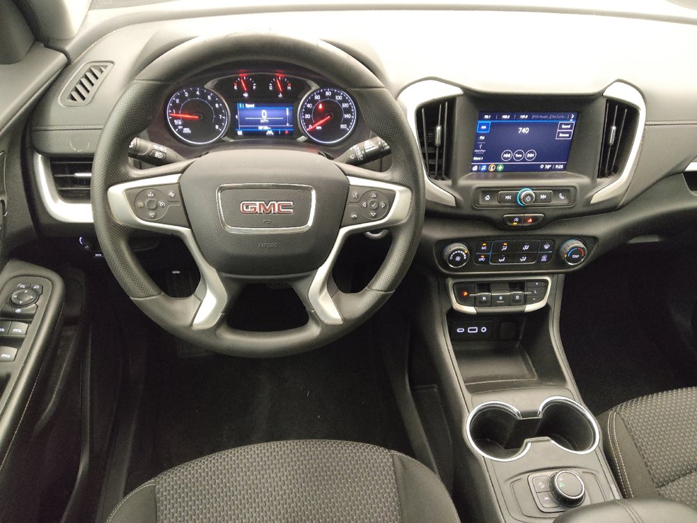 Used 2024 GMC Terrain SLE FWD image 22
