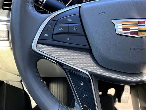 Used 2024 Cadillac XT5 Premium Luxury image 29