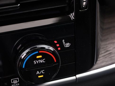 New 2026 Nissan Rogue Platinum AWD/4WD image 21