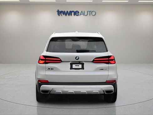 Used 2024 BMW X5 xDrive40i w/ Premium Package AWD/4WD image 5