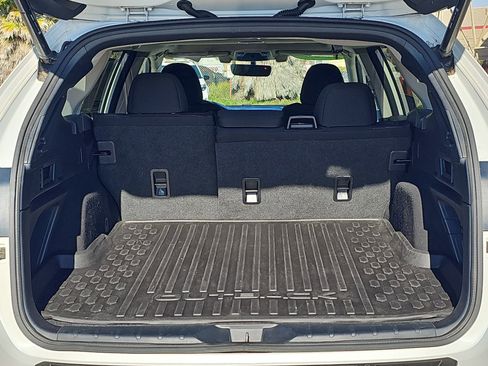 Used 2020 Subaru Outback Premium image 12