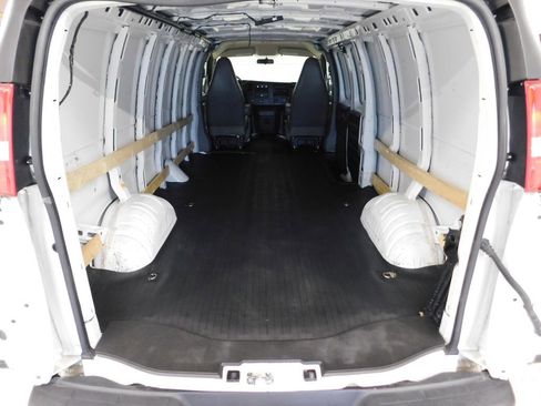 Used 2023 Chevrolet Express 3500 Extended w/ Driver Convenience Package RWD image 53