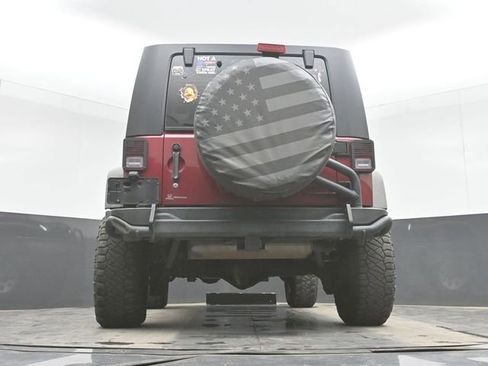 Used 2012 Jeep Wrangler Unlimited Sport w/ Max Tow Pkg AWD/4WD image 31