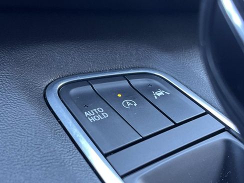 Used 2021 Cadillac Escalade Sport w/ Driver Assist Tech Package AWD/4WD image 37