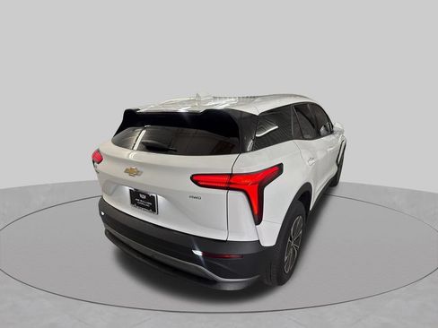 Used 2024 Chevrolet Blazer EV LT AWD/4WD image 5