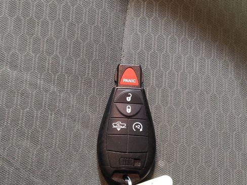 Used 2016 RAM 1500 Tradesman w/ Popular Equipment Group image 32