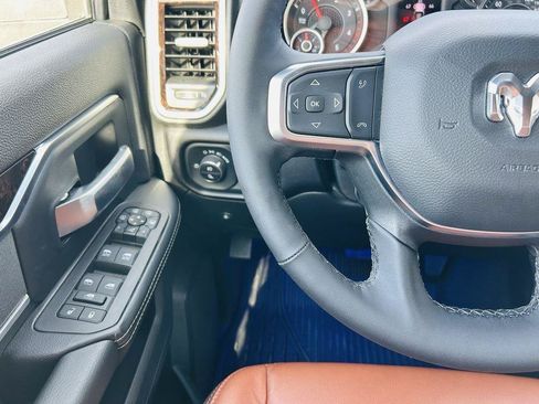 New 2025 RAM 3500 Big Horn AWD/4WD image 16