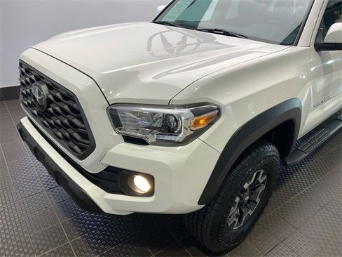 Used 2021 Toyota Tacoma TRD Off-Road image 7