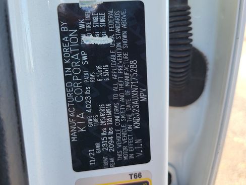 Used 2022 Kia Soul LX w/ Technology Package image 34