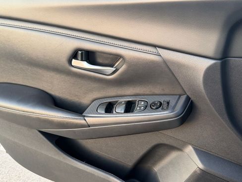 Certified 2025 Nissan Sentra SV FWD image 28