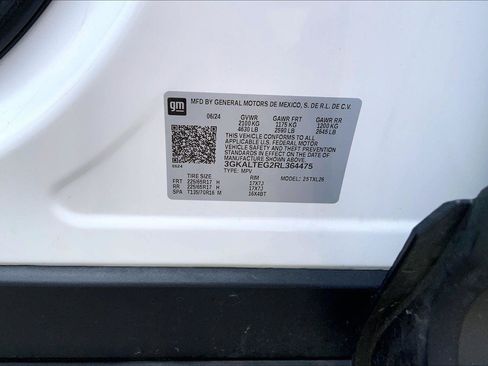 Used 2024 GMC Terrain SLE AWD/4WD image 31