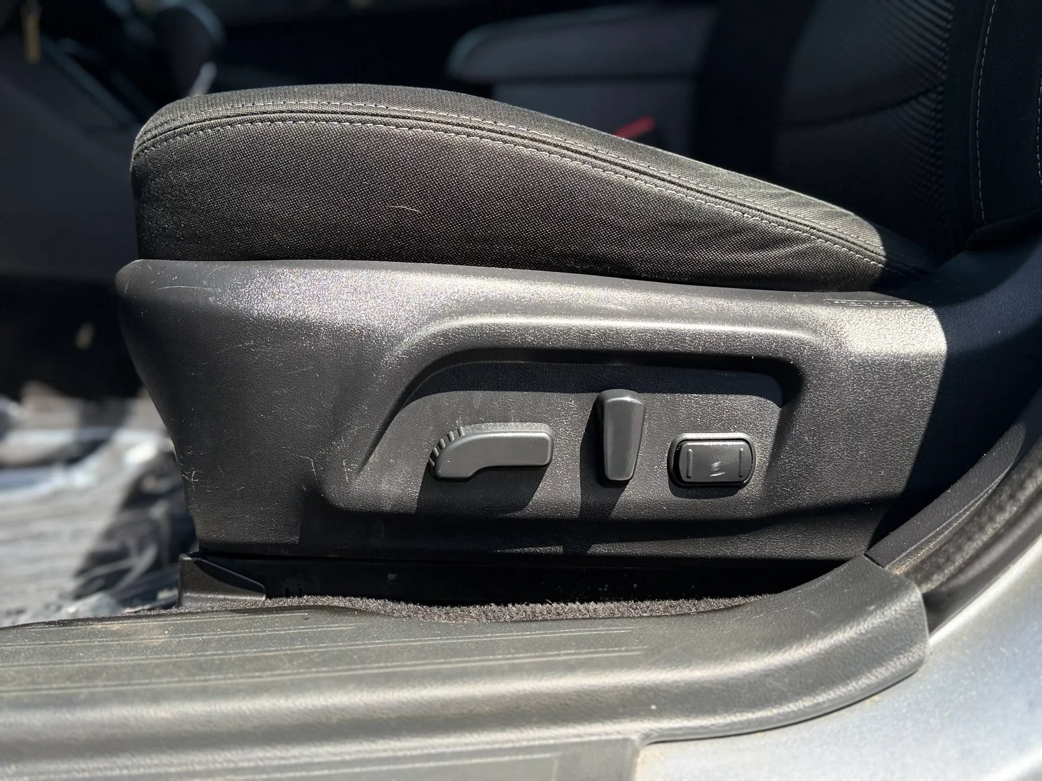Used 2016 Subaru Outback 2.5i Premium AWD/4WD image 36
