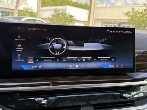 Used 2026 BMW X5 xDrive40i AWD/4WD image 25