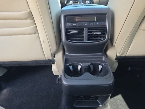 Used 2023 MAZDA CX-9 Touring AWD/4WD image 21