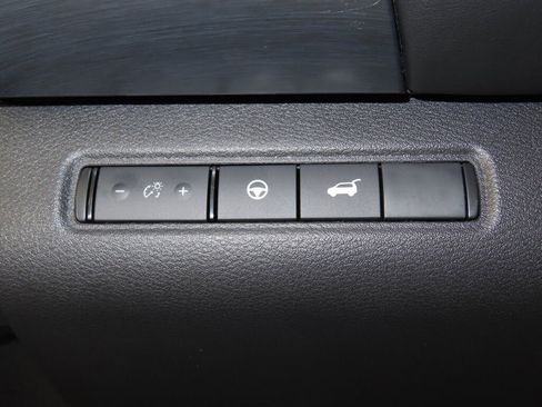 New 2026 Nissan Pathfinder SL image 19