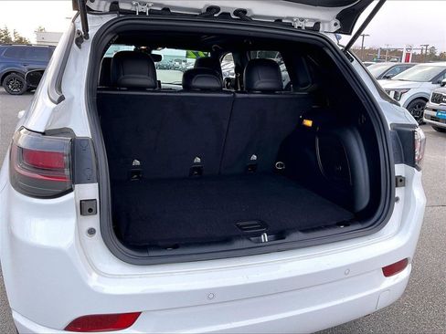 Used 2022 Jeep Compass High Altitude image 34