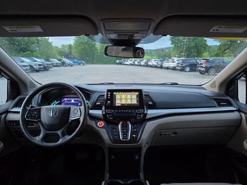 Used 2022 Honda Odyssey EX image 19