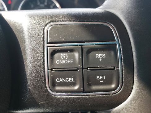 Used 2015 Jeep Wrangler Sport image 23