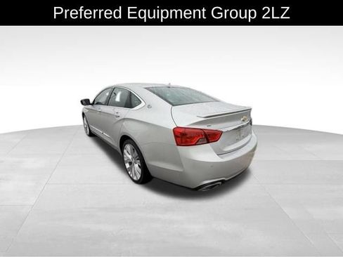 Used 2020 Chevrolet Impala Premier w/ Premier Confidence Package FWD image 5